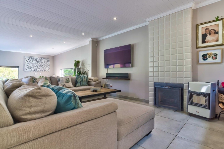 To Let 3 Bedroom Property for Rent in Kenridge Western Cape
